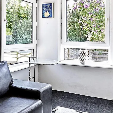 Tranquil Seaside Haven-by Traum Ferienhaus Store Fuglede